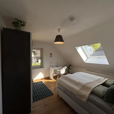 Moderne Mit Seeblick In Herrsching
