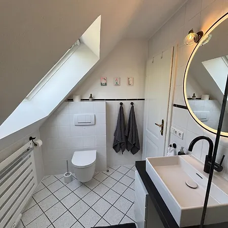 Moderne Mit Seeblick In Herrsching Апартаменты